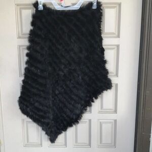 Poncho Feather Black One Size HI-Lo Pull Over NWOT